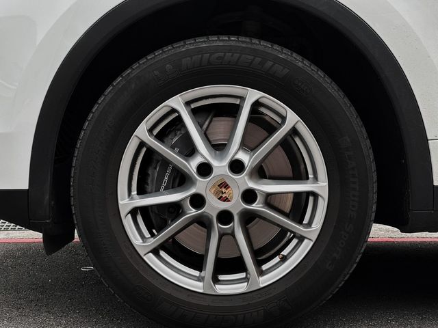 PORSCHE保時捷 CAYENNE  第4張相片