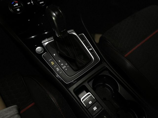 VOLKSWAGEN福斯 GOLF GTI  第6張相片