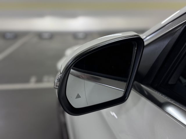 M-BENZ賓士 C300  第6張相片