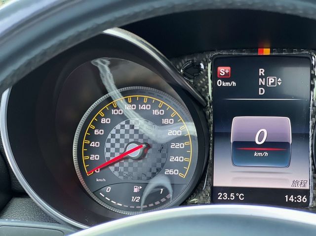 M-BENZ賓士 C300  第6張相片
