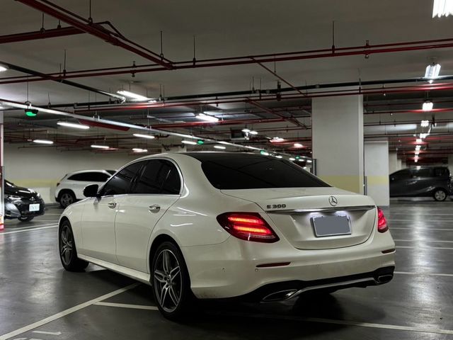 M-BENZ賓士 E300  第2張相片