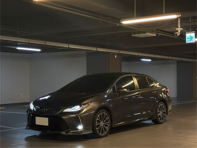 TOYOTA豐田 ALTIS  第1張相片