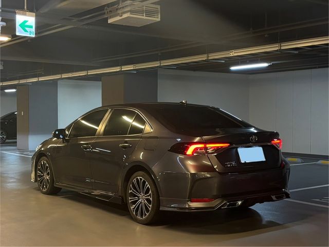 TOYOTA豐田 ALTIS  第2張相片