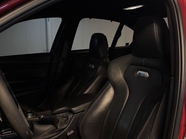 BMW寶馬 M3  第8張相片