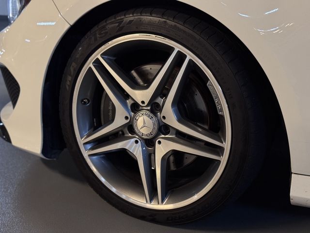 M-BENZ賓士 CLA250  第3張相片