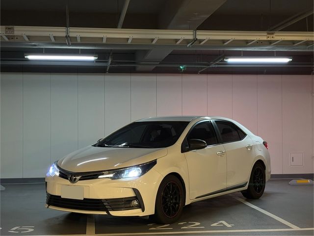 TOYOTA豐田 ALTIS  第1張相片