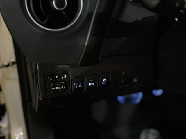 TOYOTA豐田 ALTIS  第8張相片