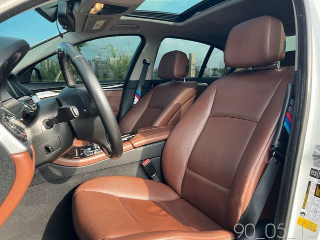 BMW寶馬 528I  第5張相片
