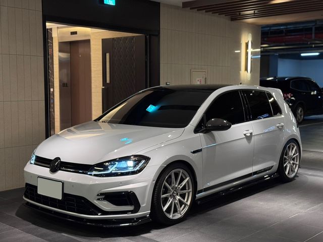 VOLKSWAGEN福斯 GOLF  第1張相片