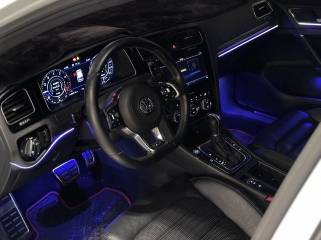 VOLKSWAGEN福斯 GOLF  第3張相片