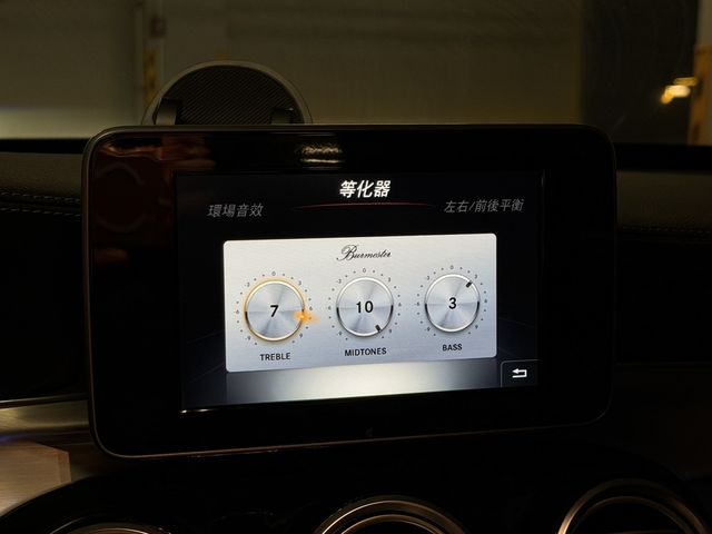 M-BENZ賓士 C300  第8張相片