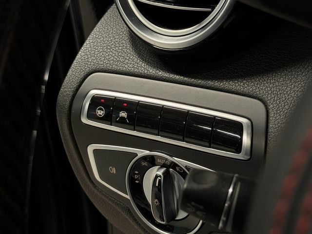 M-BENZ賓士 C300  第9張相片