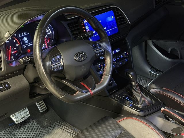 HYUNDAI現代 ELANTRA  第4張相片