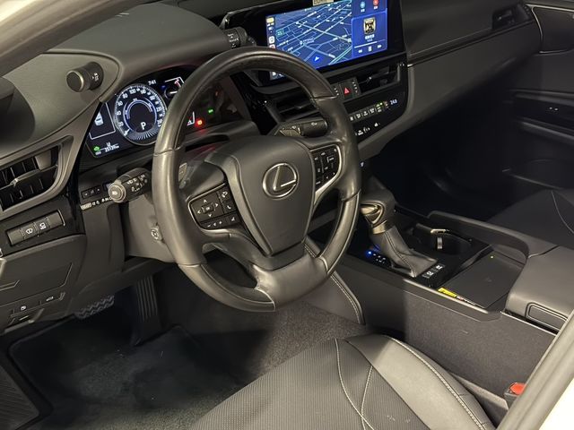 LEXUS凌志 ES300H  第6張相片