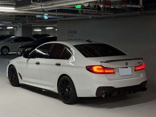 BMW寶馬 530I  第8張相片