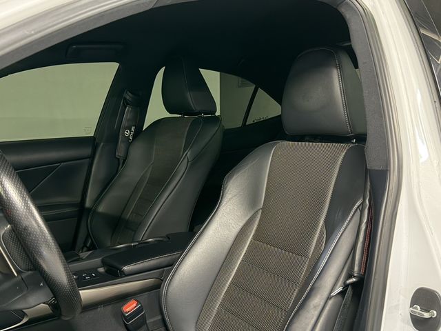 LEXUS凌志 IS 300  第5張相片