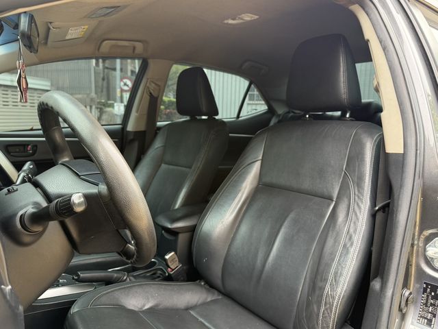 TOYOTA豐田 ALTIS  第5張相片