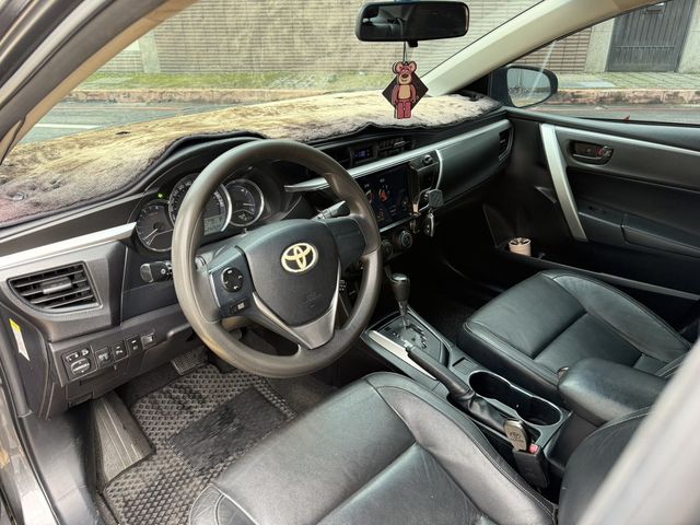 TOYOTA豐田 ALTIS  第6張相片