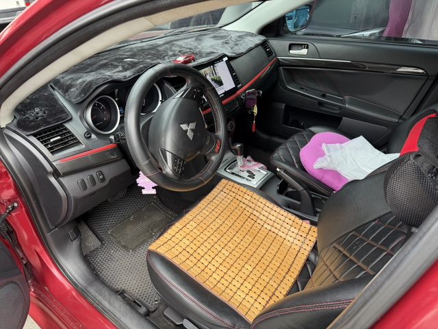 MITSUBISHI三菱 LANCER IO  第3張相片