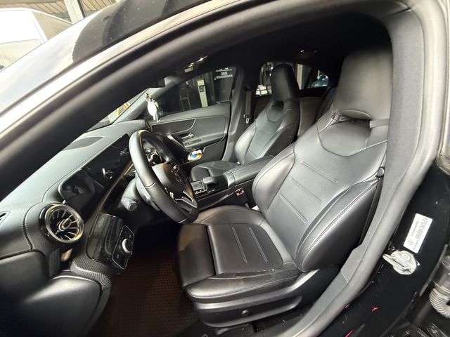 M-BENZ賓士 CLA200  第4張相片