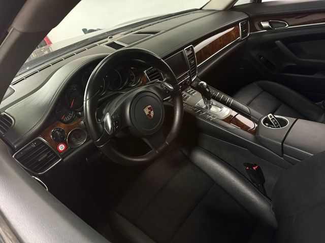 PORSCHE保時捷 PANAMERA  第4張相片