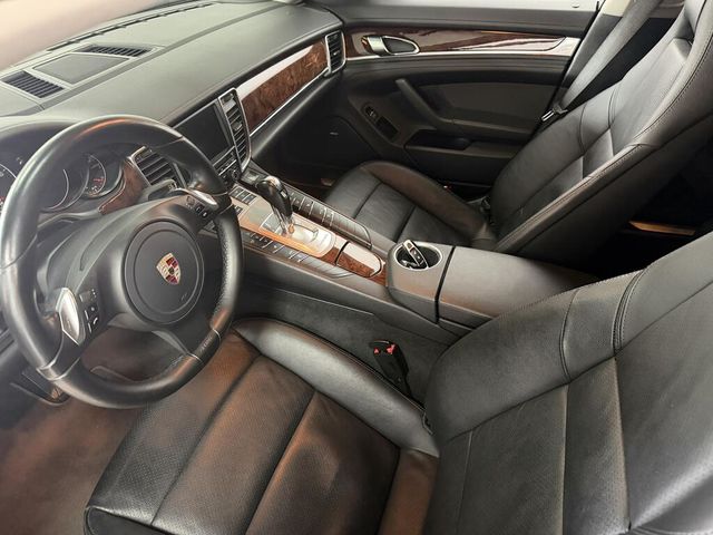 PORSCHE保時捷 PANAMERA  第7張相片