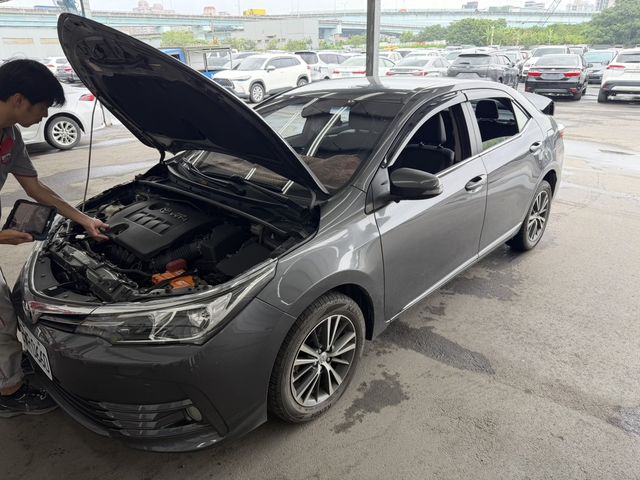TOYOTA豐田 ALTIS  第1張相片