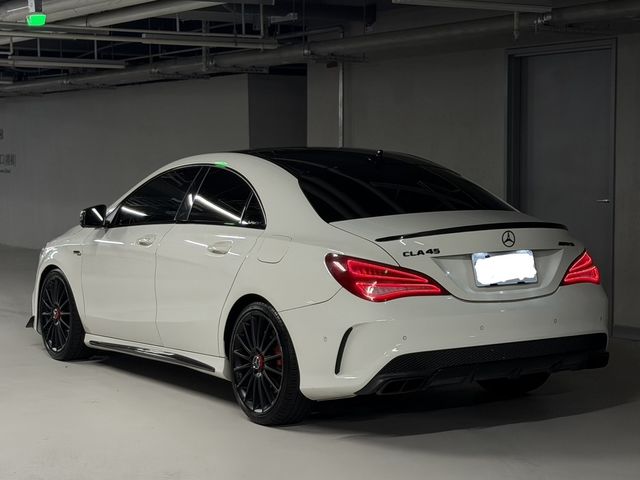 M-BENZ賓士 CLA45 AMG  第2張相片