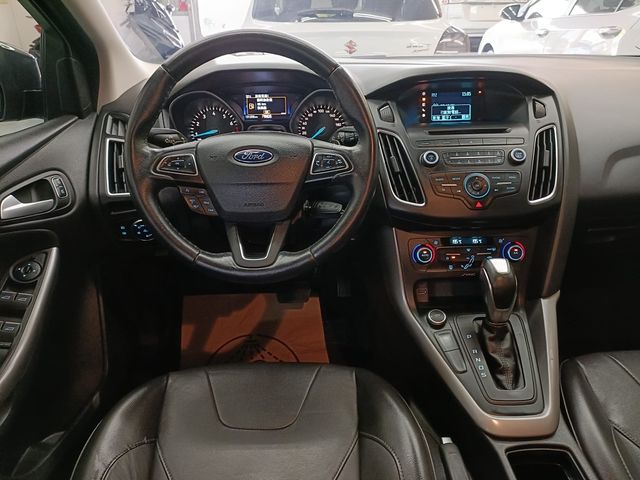 FORD福特 FOCUS  第8張相片