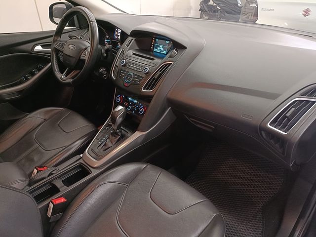 FORD福特 FOCUS  第9張相片