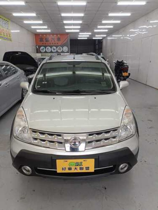 NISSAN日產 LIVINA  第2張相片