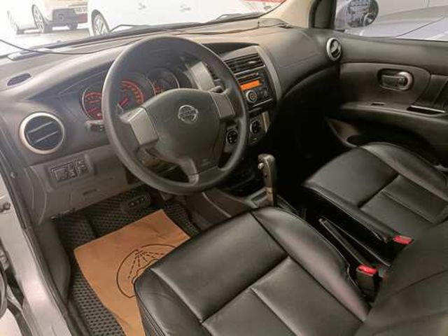 NISSAN日產 LIVINA  第8張相片