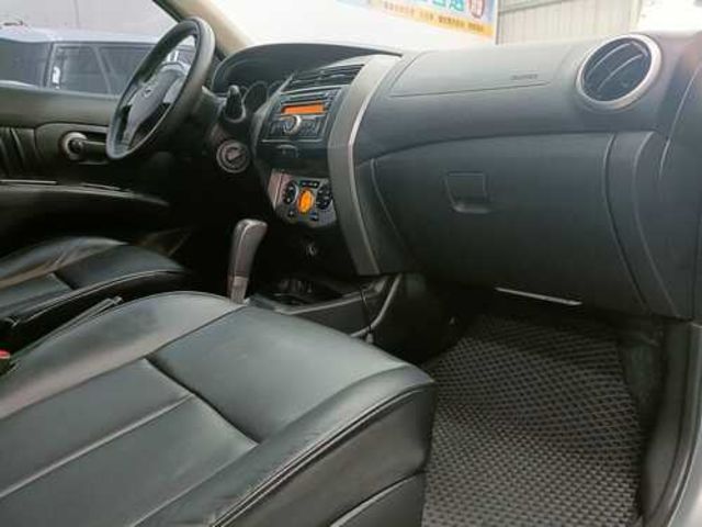 NISSAN日產 LIVINA  第9張相片