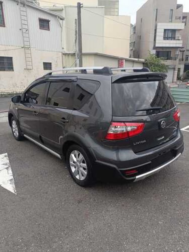 NISSAN日產 LIVINA  第3張相片