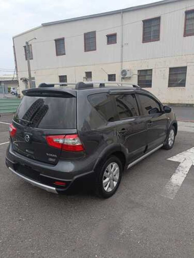 NISSAN日產 LIVINA  第5張相片