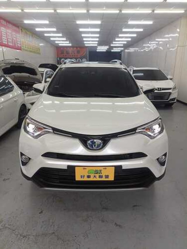 TOYOTA豐田 RAV4  第2張相片