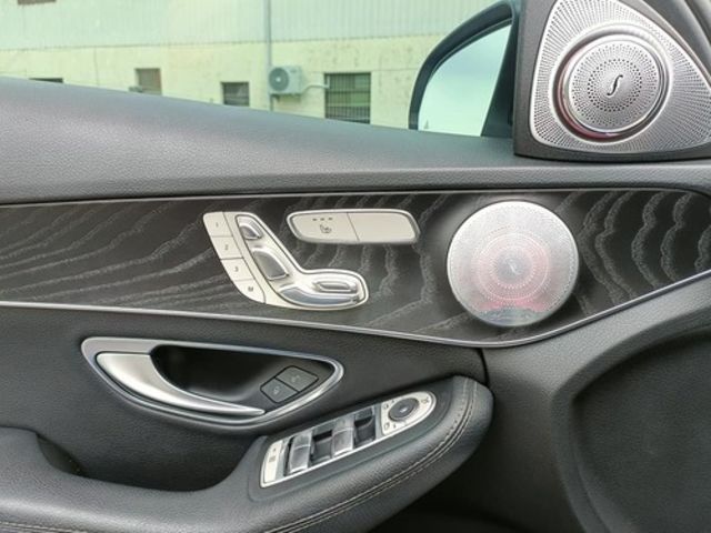 M-BENZ賓士 C300  第11張相片