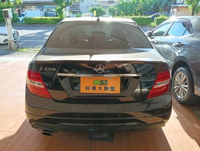 M-BENZ賓士 C250  第2張相片