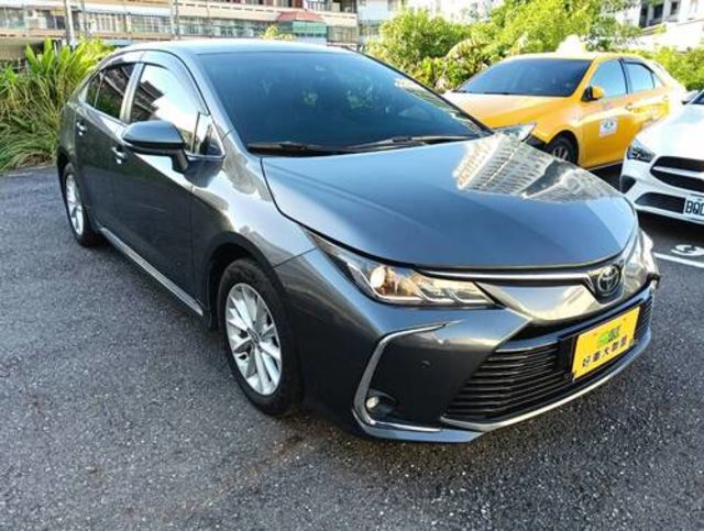 TOYOTA豐田 ALTIS  第6張相片