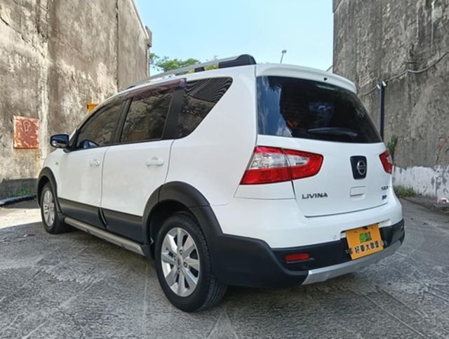 NISSAN日產 LIVINA  第3張相片