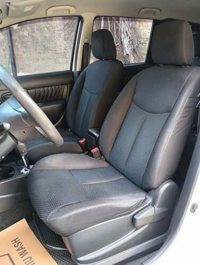 NISSAN日產 LIVINA  第7張相片