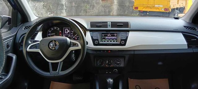 SKODA司科達 FABIA  第7張相片
