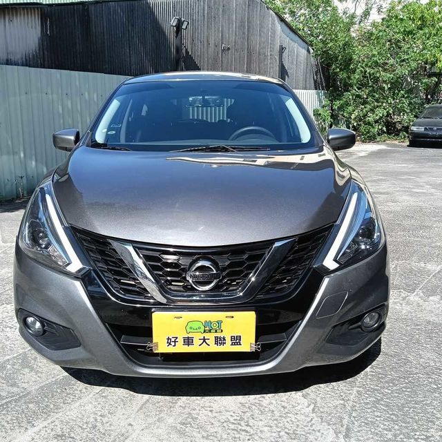 NISSAN日產 TIIDA  第2張相片