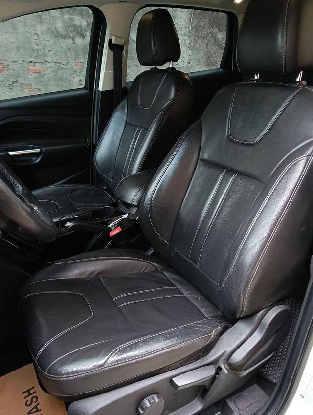 FORD福特 KUGA  第17張相片