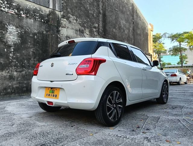 SUZUKI鈴木 SWIFT  第5張相片