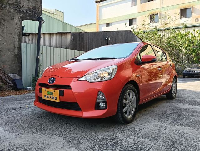 TOYOTA豐田 PRIUS C  第1張相片