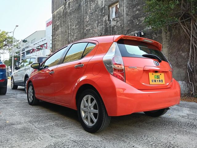 TOYOTA豐田 PRIUS C  第3張相片