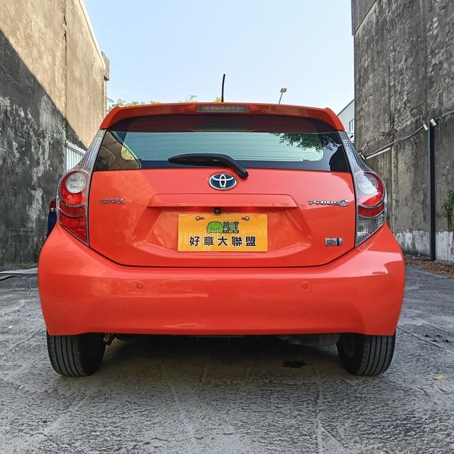 TOYOTA豐田 PRIUS C  第4張相片