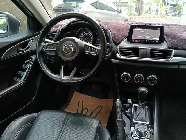 MAZDA馬自達 MAZDA 3  第8張相片