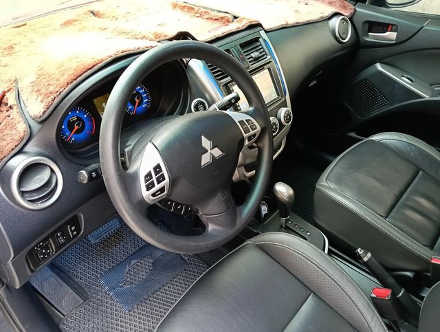 MITSUBISHI三菱 COLT PLUS  第7張相片